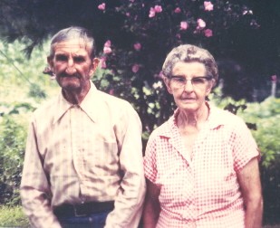 Carrie Garrison and husband Willie Walton